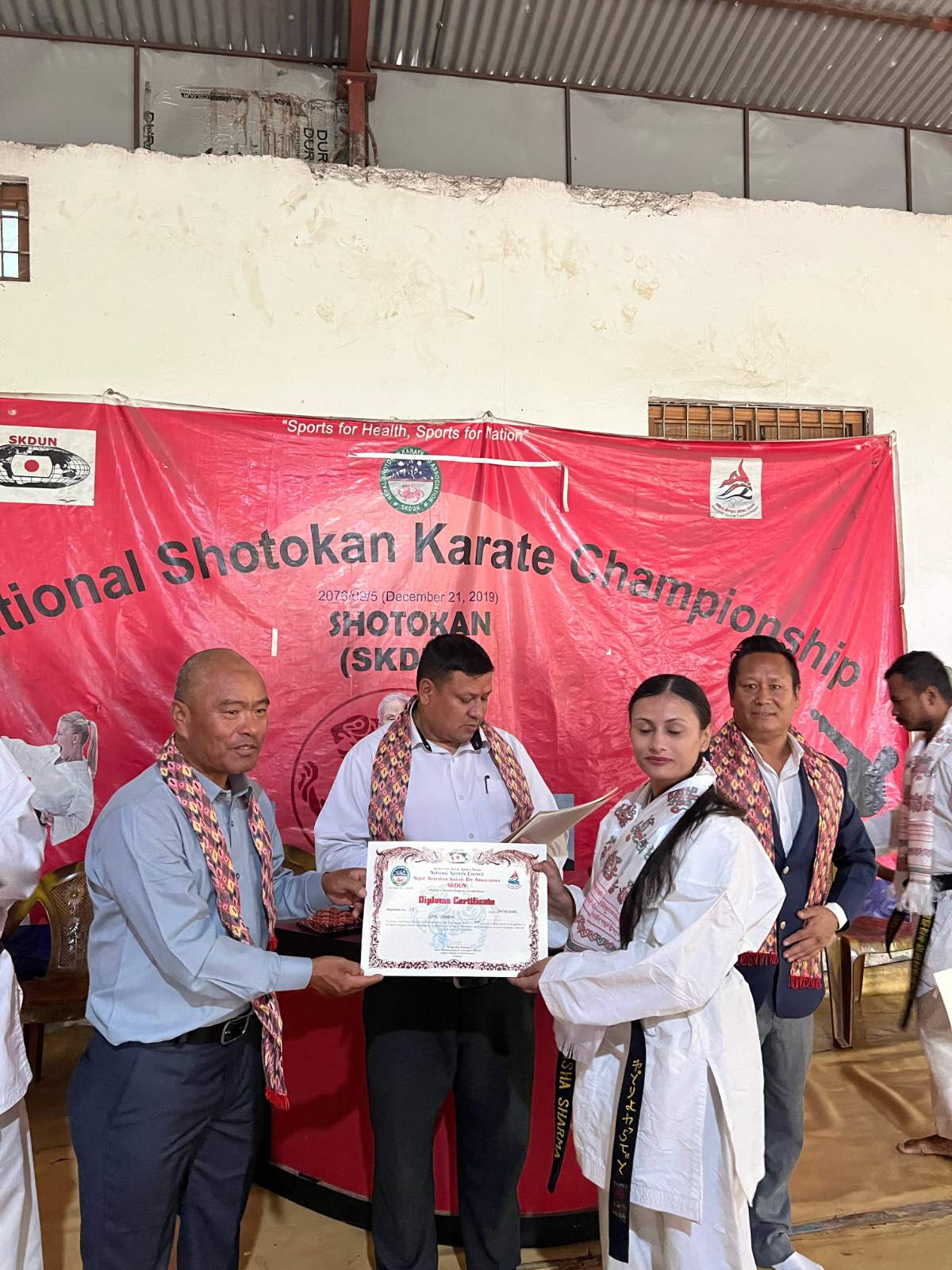 0-02-03-8579e4efe2e85bca2e4f95c6205c43ed176b5031ecb4be2b96e164b9c372ca41_fb505fbcb41d5c81